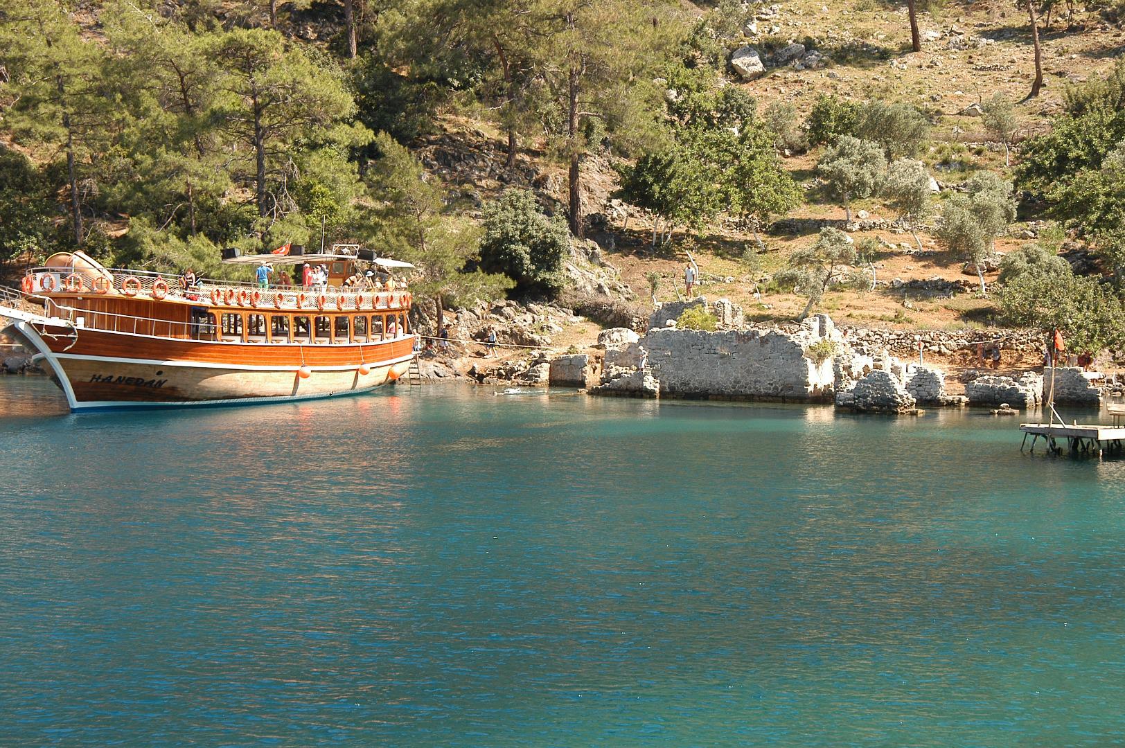 Blue Bays Boat Trip — 3